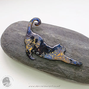 Stretching Cat Brooch No 6