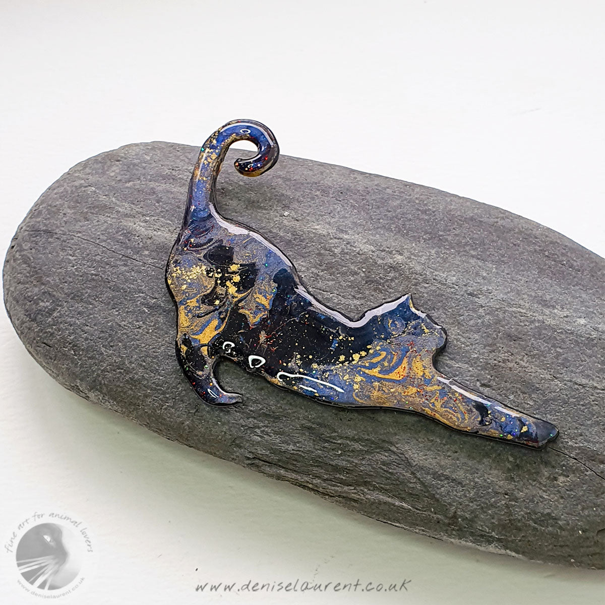 Stretching Cat Brooch No 6