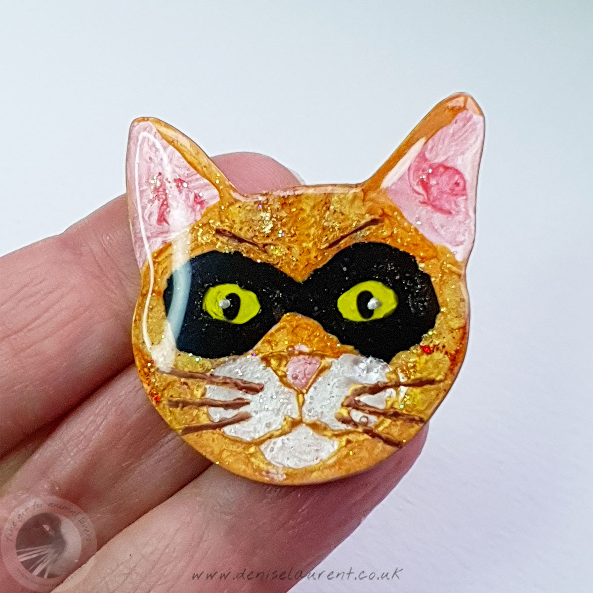 Catitude Cat Brooch - Zorro
