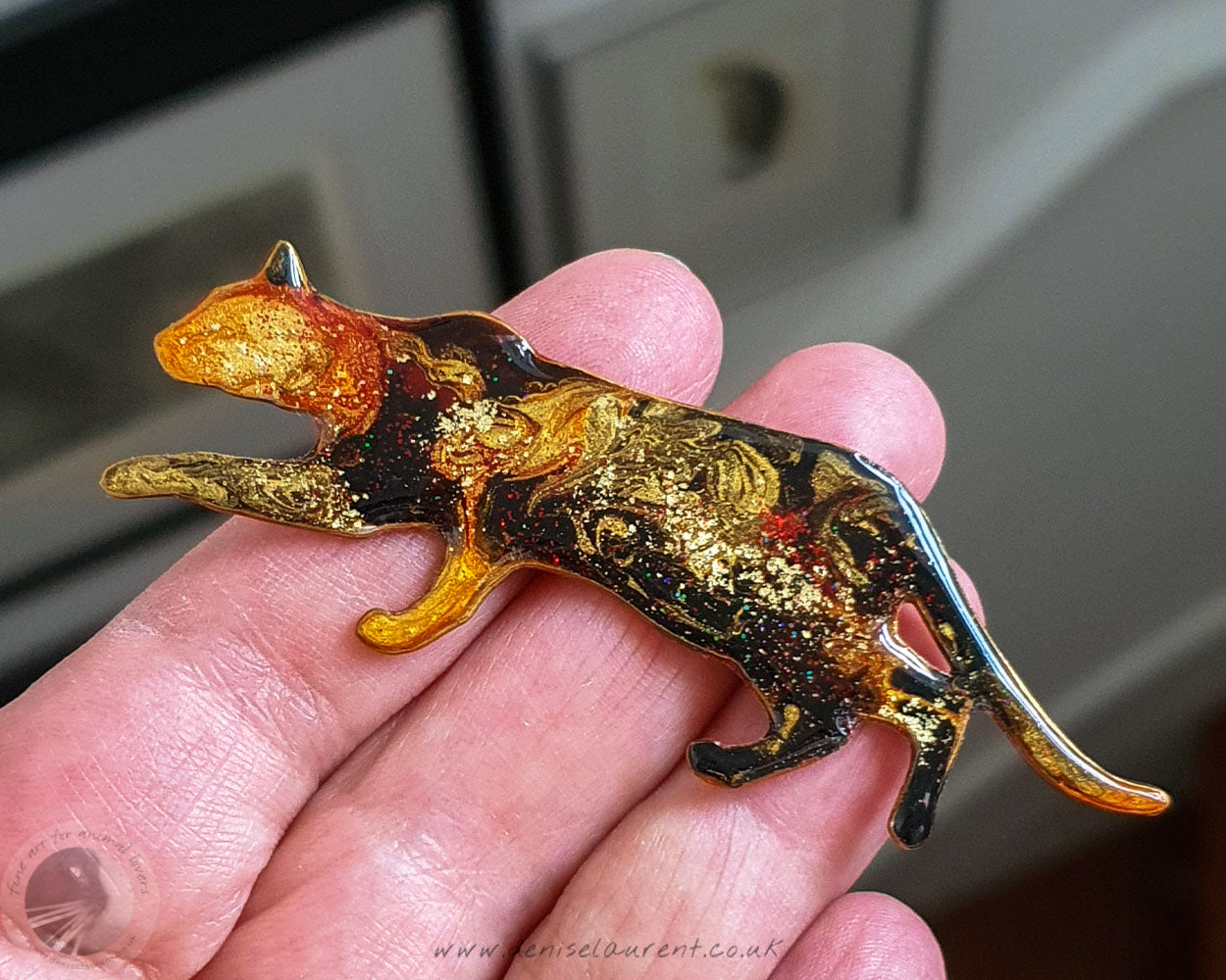Stalking Cat - Brooch No 18