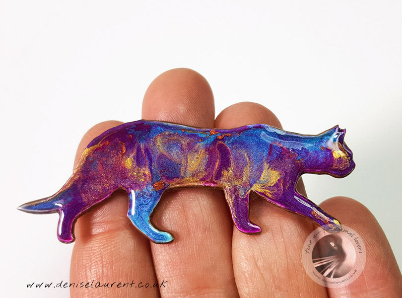 Strolling Cat Brooch - Charlie