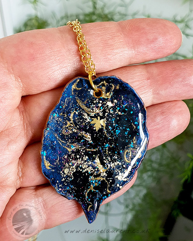 Hazel Leaf Necklace - Purple/Blue
