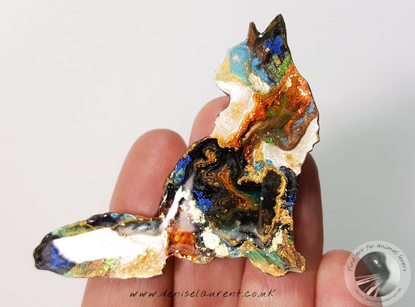 Longhaired Cat Brooch - Teddy