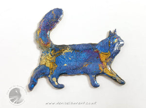 Walking Maine Coon Cat Brooch - Blue
