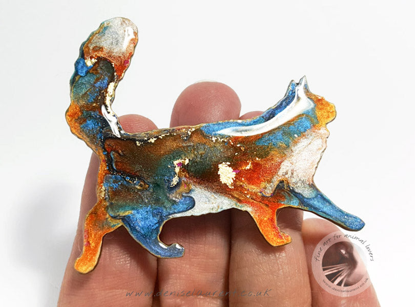 Walking Maine Coon Cat Brooch