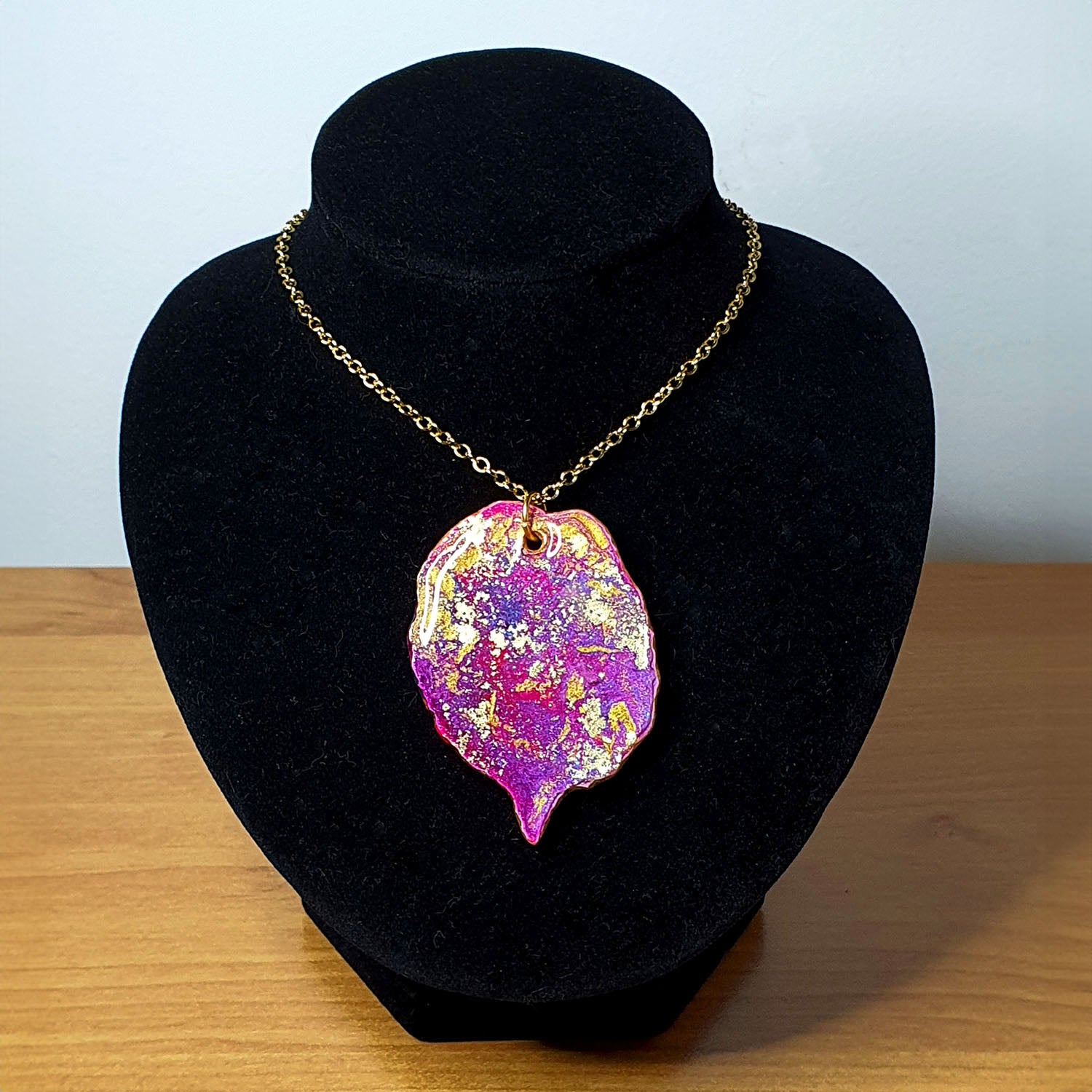 Hazel Leaf Necklace - Purple/Blue