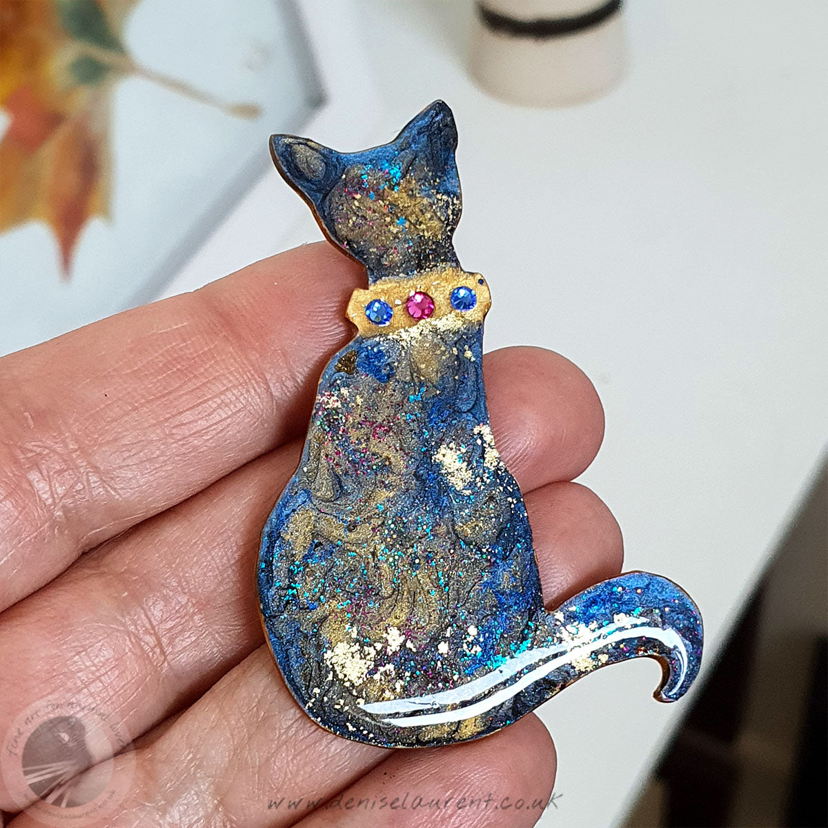 Collar Cat Brooch No 13