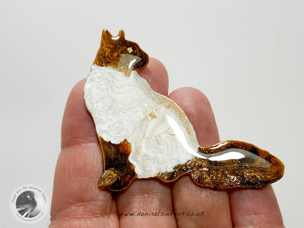 Longhaired Cat Brooch - Coco