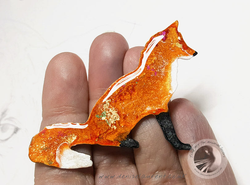 Fox Brooch - Sitting Fox