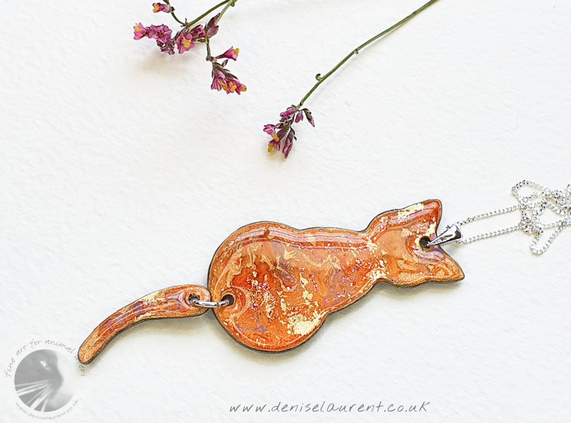 Swing Tail Reversible Cat Pendant