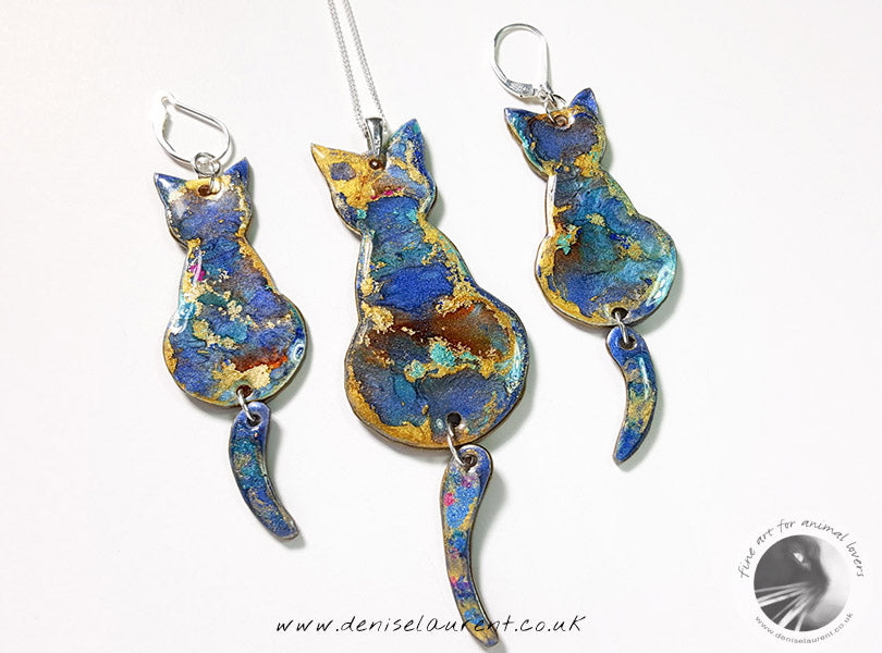 Swing Tail Necklace And Earrings