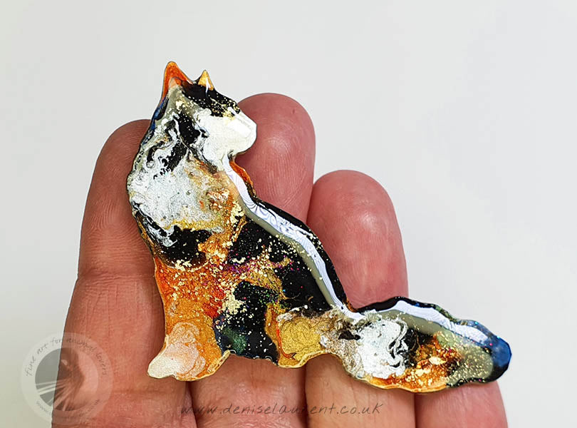 Longhaired Cat Brooch - Teddy