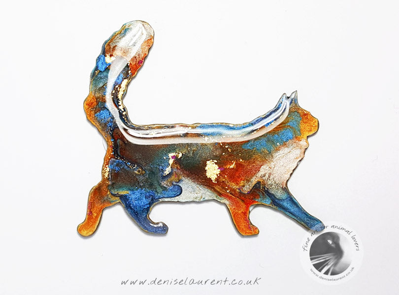 Walking Maine Coon Cat Brooch