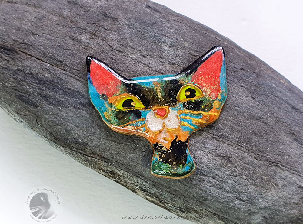 Catitude Cat Brooch - Tabby