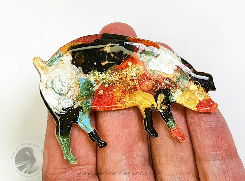 Piggy Brooch - Black Red White